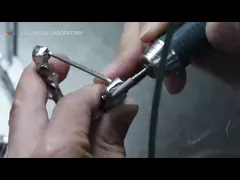 زرع الأسنان الجسر السيراميكي المعدني على أساسات التيتانيوم